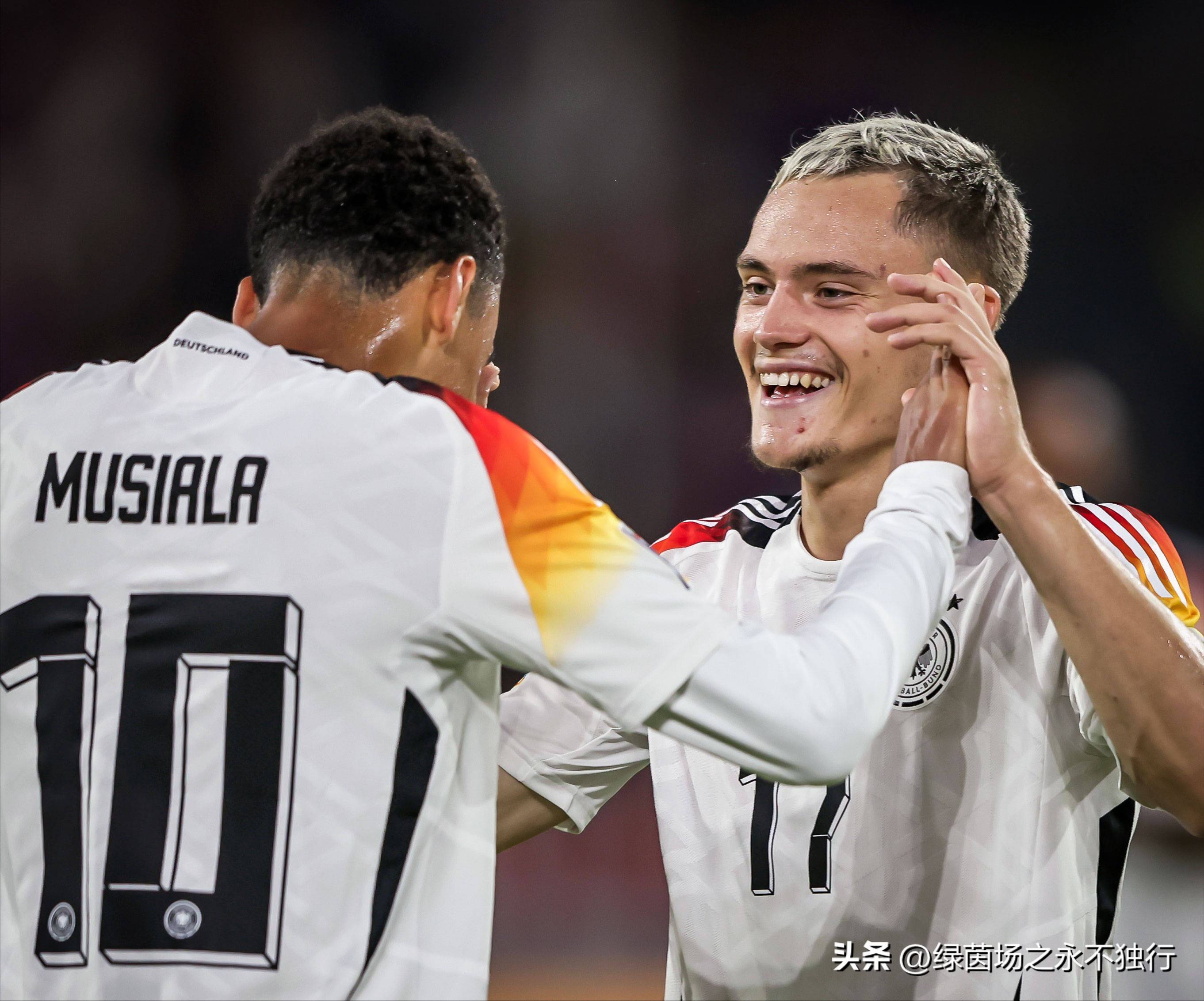 隐退五年被一群巨星曝光了