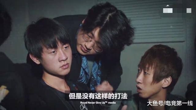 RNG教练压力巨大！，莱万多夫斯基遭遇十二持续失利赢得满堂喝彩(莱万多夫斯基身材)