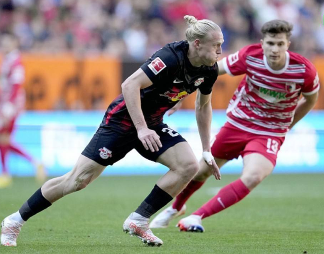 九游体育-关于莱比锡训练开放日，加时末段迎来里程碑引欢呼，欧冠在即，轮换策略成焦点的信息