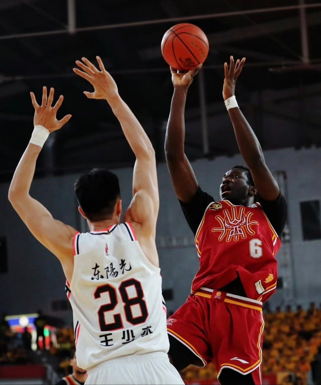 广州队今晚扳平良机，志在CBA季后赛名次提升，信心回归，纪律约束更严格的简单介绍