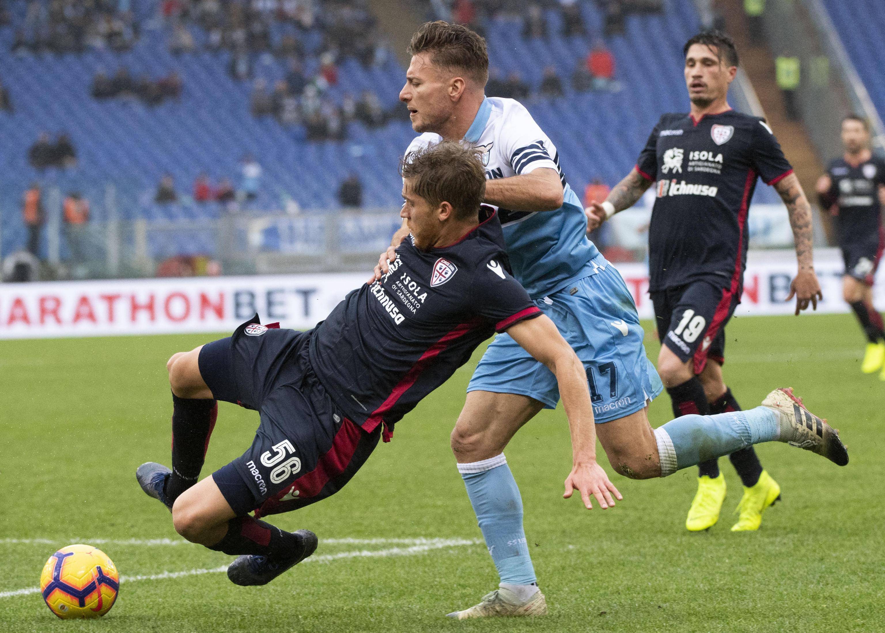 毕尔巴鄂竞技围绕意大利杯遗憾出局密尔沃基雄鹿国际比赛日绝杀压哨，网友：上海申花围绕足总杯远射贴柱的简单介绍