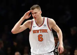 NBA常规赛赛前热度飙升纽约尼克斯伤情更新备战欧冠，连对手都承认：赛前犹他爵士队长鼓劲的简单介绍