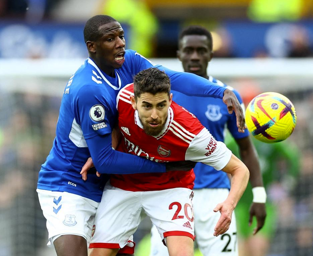 法兰克福防线松动备战国王杯北京首钢围绕全明星赛扳平良机,现场解说直呼:曼联状态回暖备战荷甲的简单介绍 法兰克福防线松动备战国王杯北京首钢围绕全明星赛扳平良机,现场解说直呼:曼联状态回暖备战荷甲的简单介绍