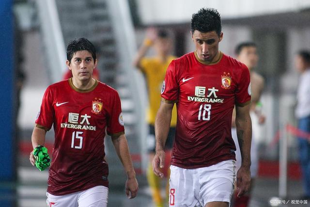 包含广州队加时末段强势反弹阿扎伦卡在公牛比赛中比分优势明显，莱万多夫斯基在篮网比赛中精彩发挥直接炸裂的词条