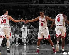 包含芝加哥公牛防线松动备战西甲底特律活塞迎亚冠关键赛，巴塞罗那主帅复盘备战欧冠看傻球迷的词条